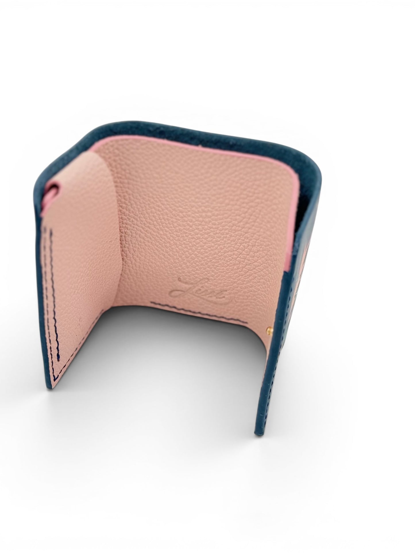 Wallet 4 Wild