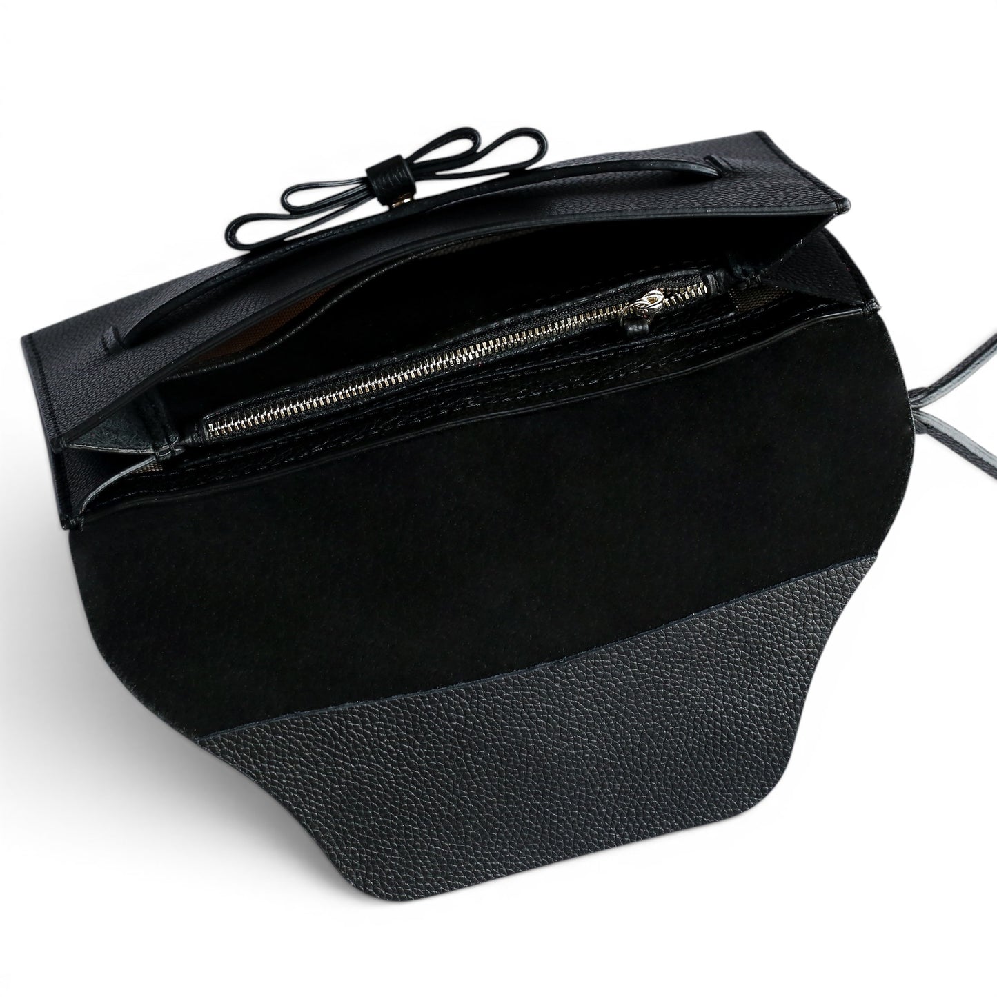 Black leather clutch with a pocket whit zipper